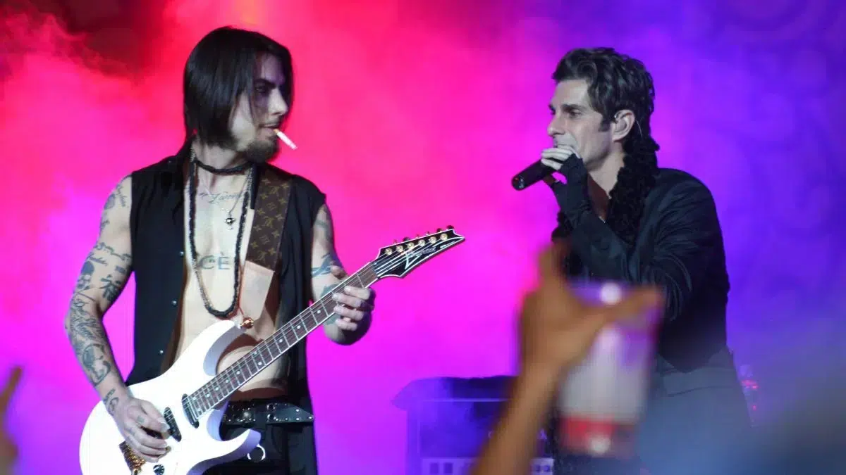 Jane's Addiction in 2009 | Photo by SomewhatDamaged2, CC BY 2.0, via Wikimedia Commons