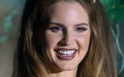 Lana Del Rey To Play 2025 Stadium Shows in UK, Ireland