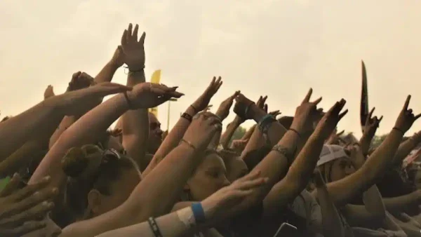 Bowling For Soup, 3OH!3 Rocked Hartford During Final Warped Tour