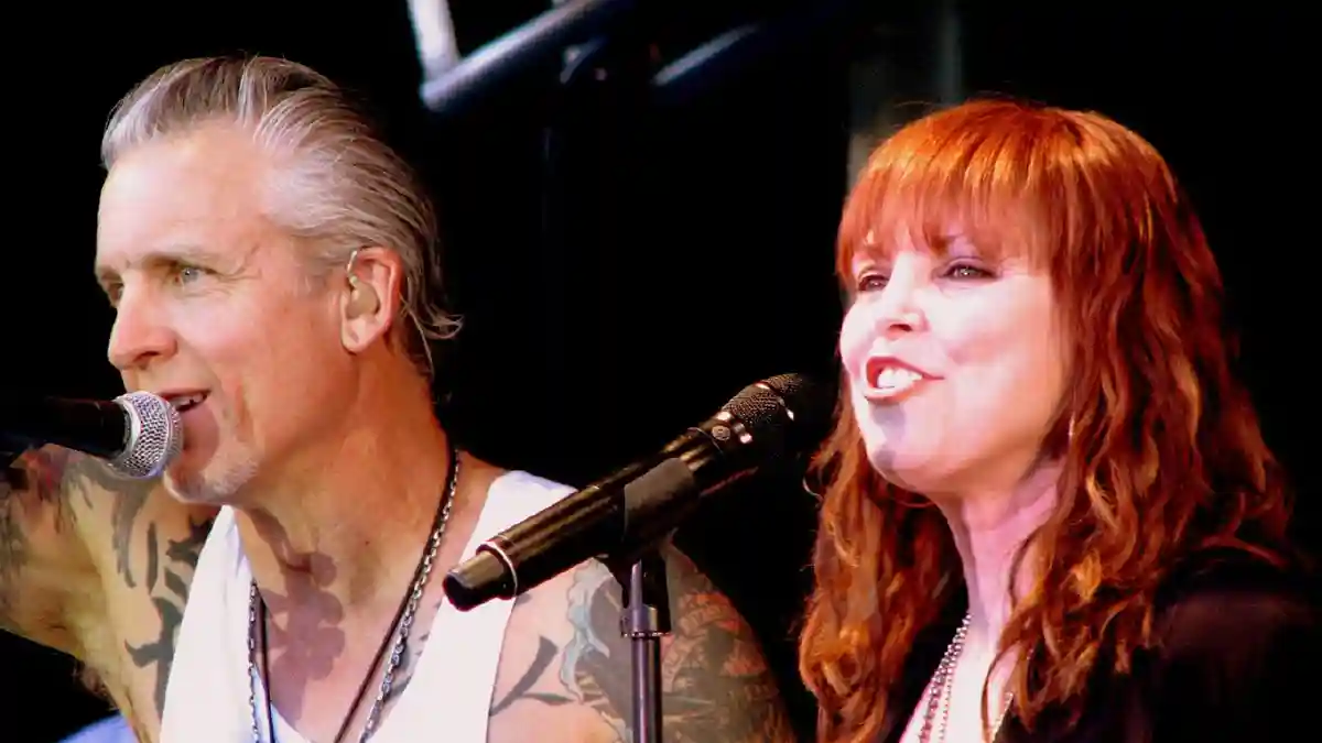 Pat Benatar and Neal Giraldo (Photo: Flickr user Terwilliger911, CC BY 2.0, via Wikimedia Commons)