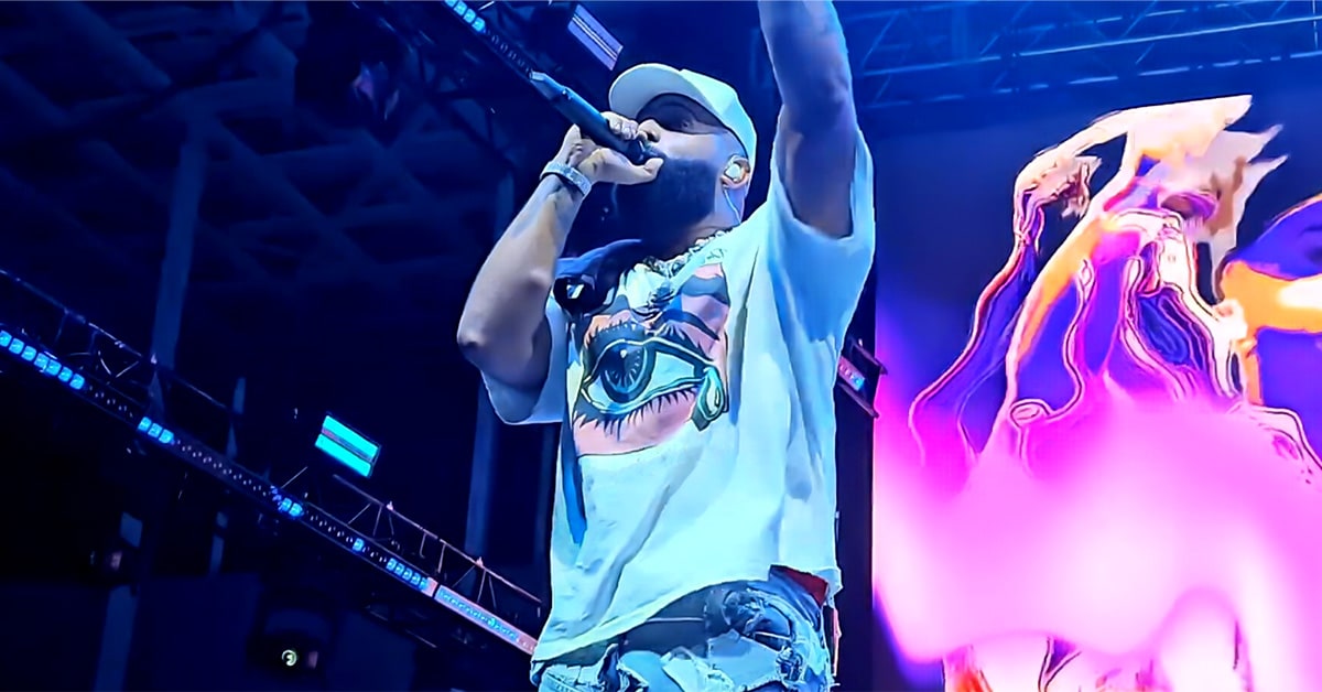 Eladio Carrion Lights Up 713 Music Hall in Houston