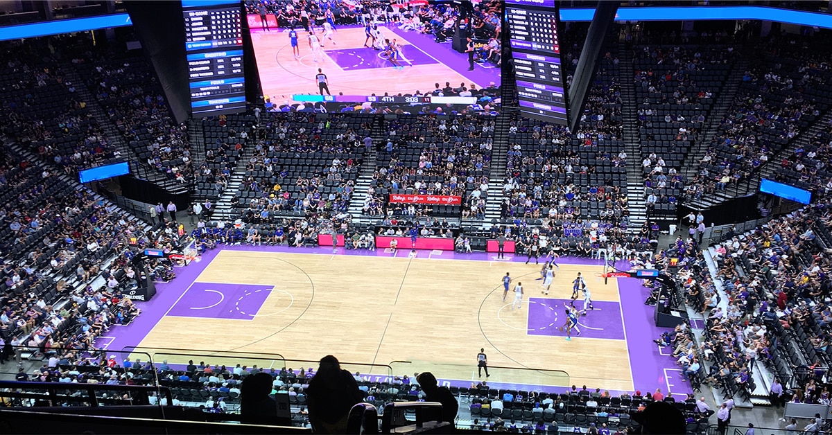 Kings Host Mavericks in High-Stakes Play-In at Golden 1 Center
