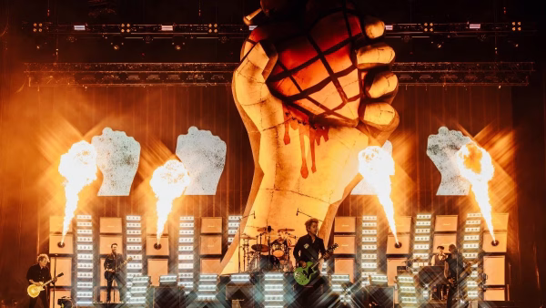 REVIEW: Green Day Brings Punk-Rock Nostalgia to Sweltering Second Day of Welcome to Rockville