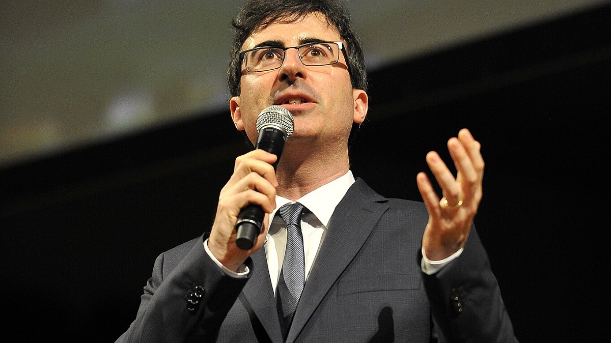 John Oliver at the 7th Annual Crunchies Awards on February 10, 2014 in San Francisco | Photo credit: Steve Jennings via Wikimedia Commons
