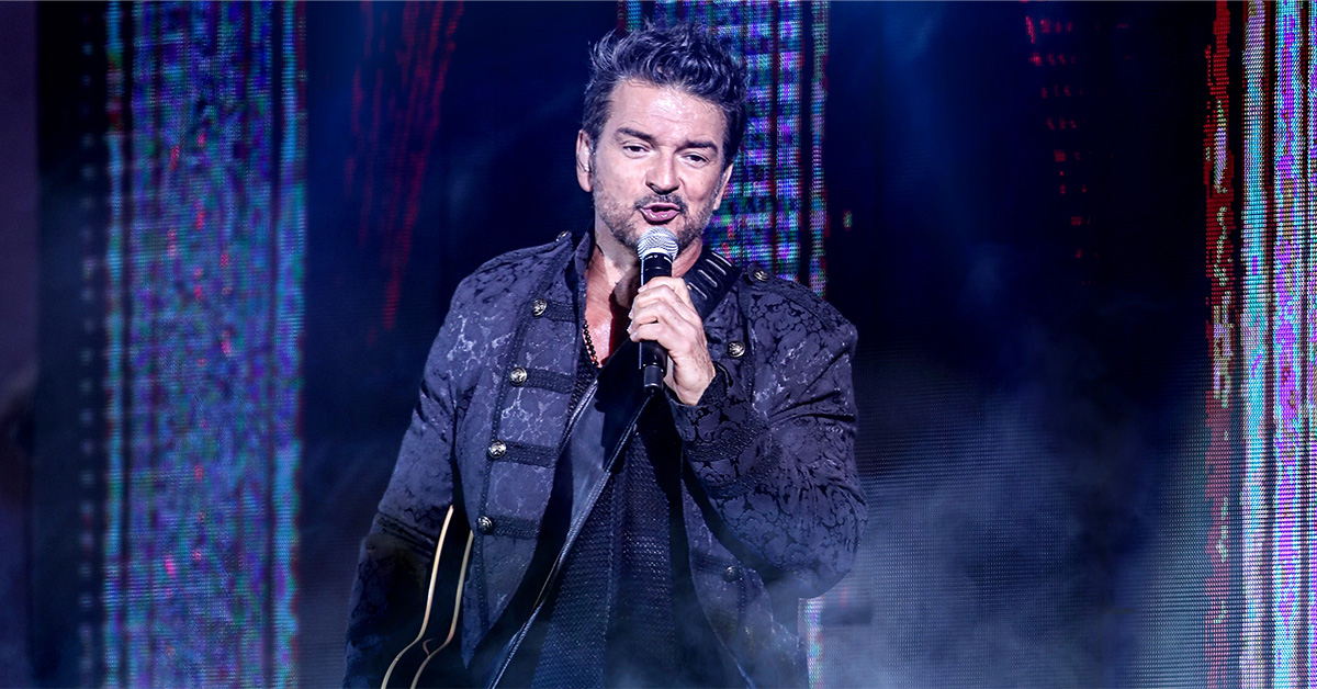 Ricardo Arjona via ScoreBig