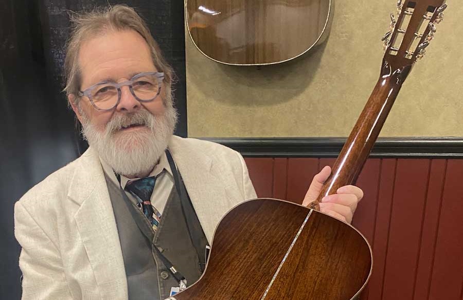 Roberto Venn via his official website