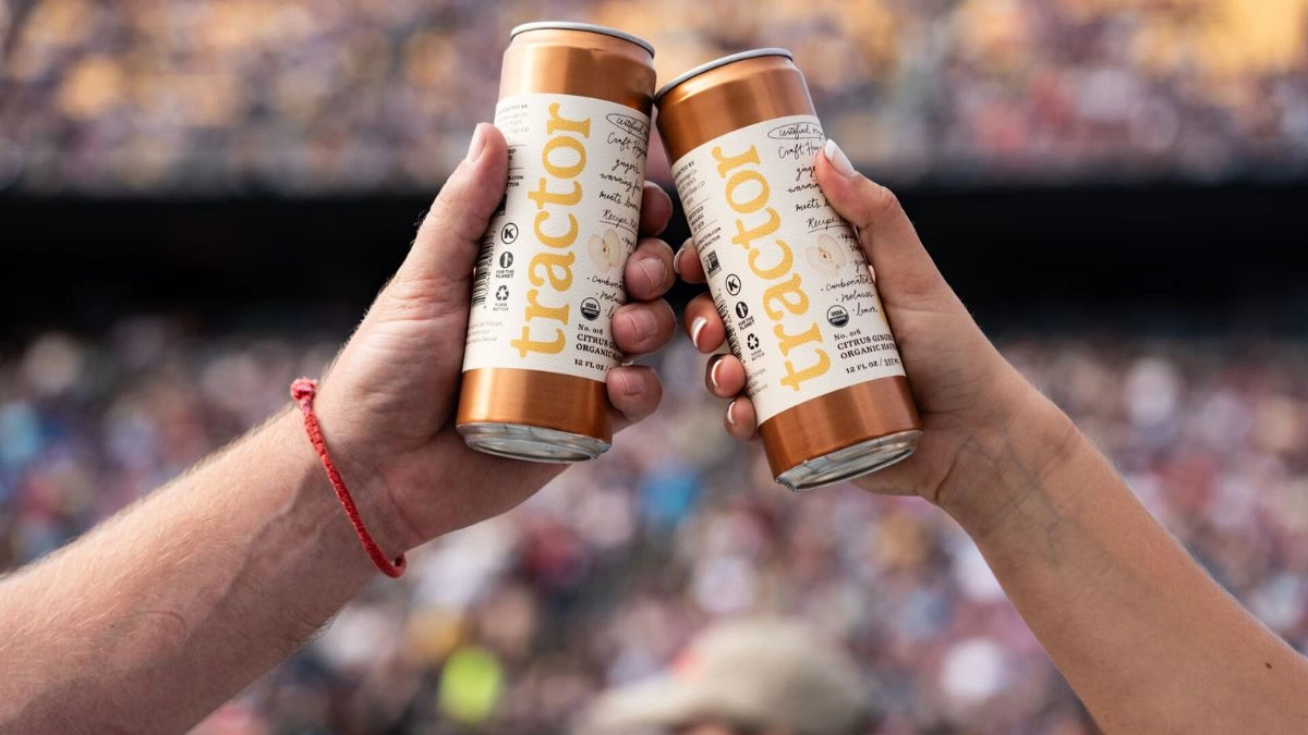 AEG and Tractor Beverage Company launched a partnership to bring Certified Organic craft beverages, launched a partnership bringing low-sugarbeverage options to music fans at live events | Photo via AEG