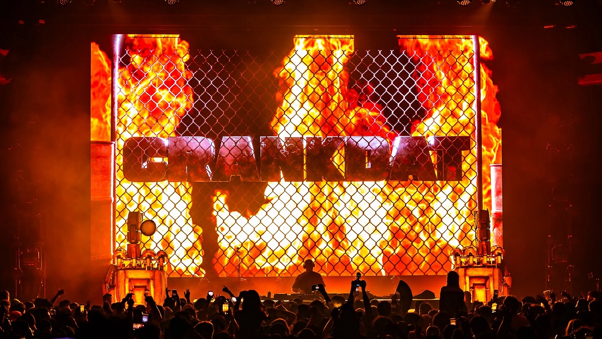 Crankdat (image via the performer's official website)