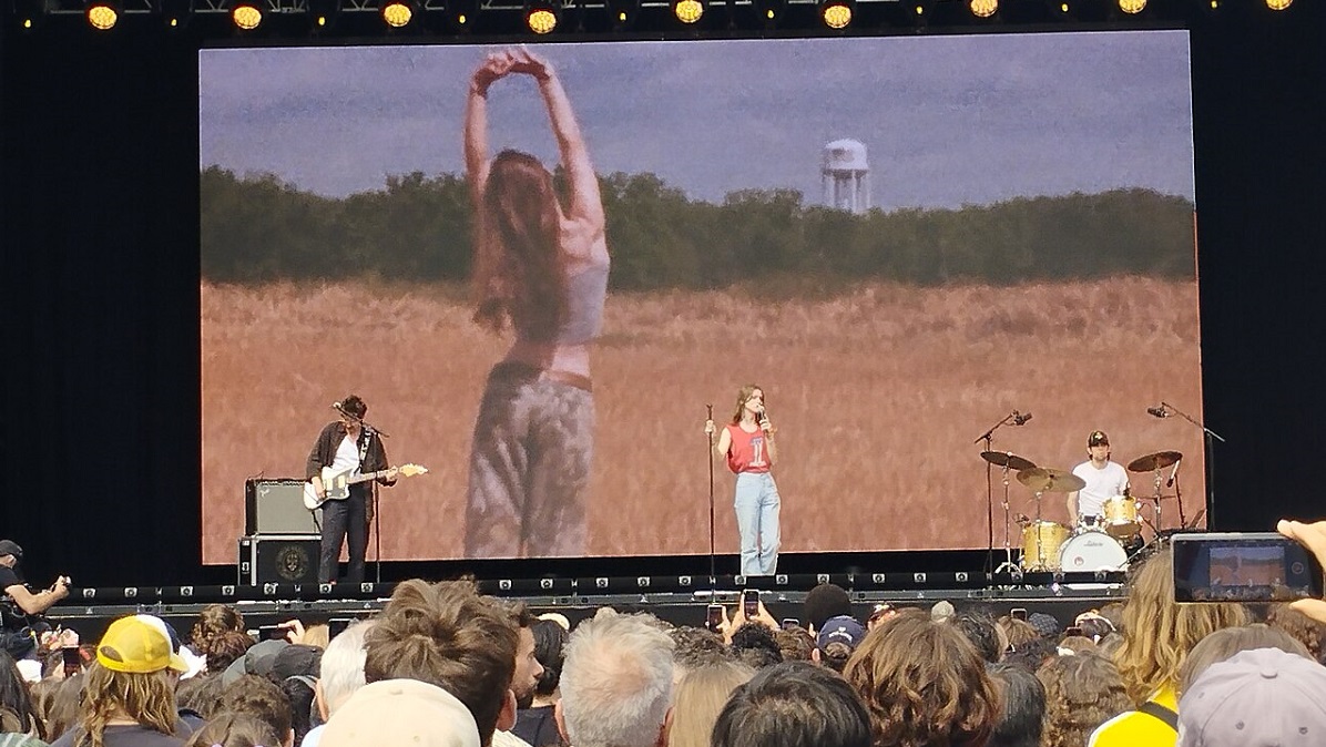 Ethel Cain, Rock en Seine, 2023 via Wikimedia Commons