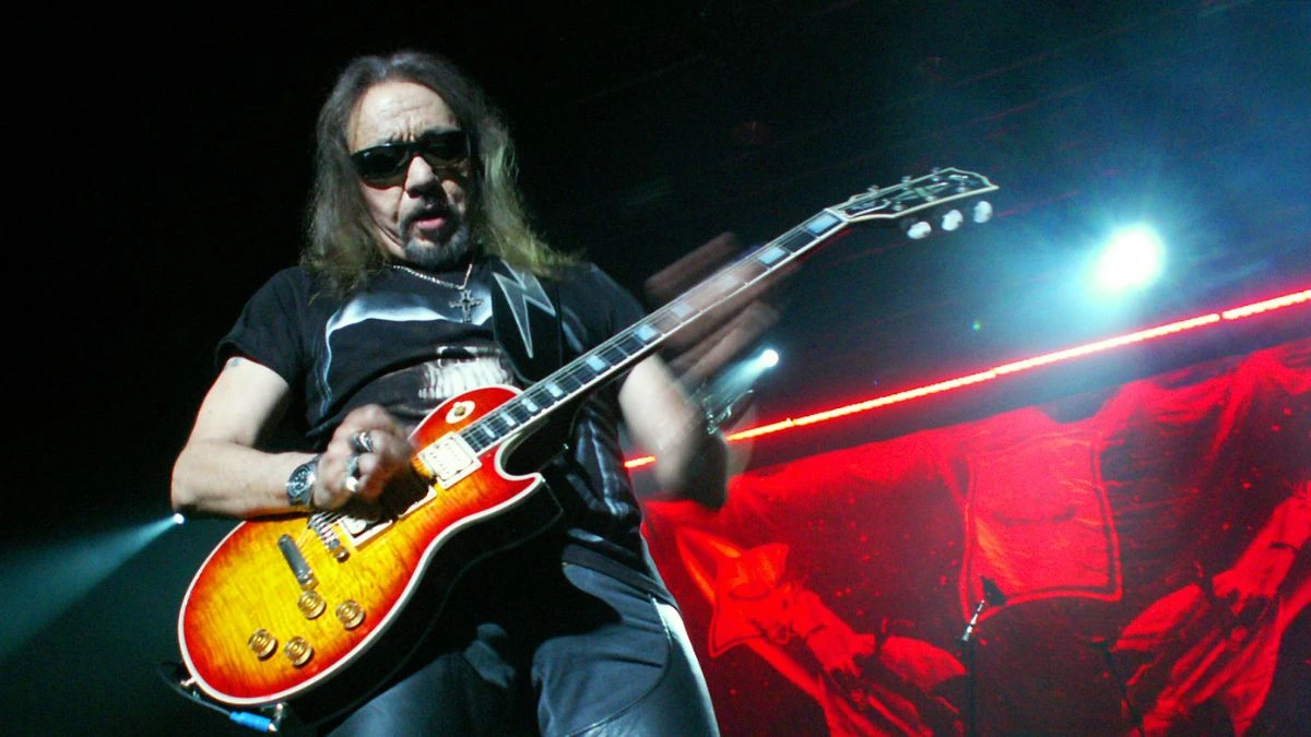 Ace Frehley | Photo by Tilly antoine, CC BY-SA 4.0, via Wikimedia Commons