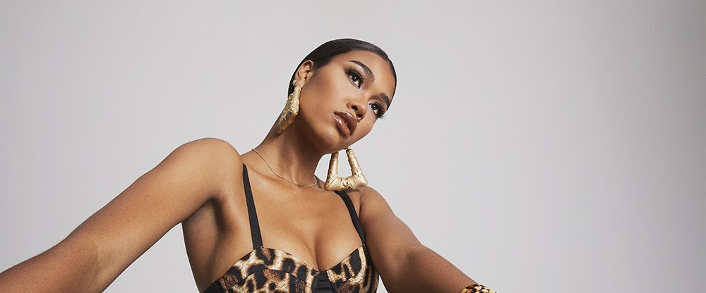 Amber Mark via the artist's YouTube account