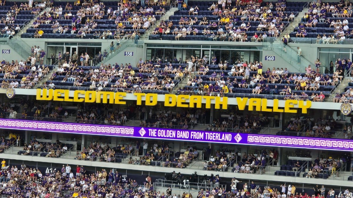 LSU Tigers vs Nicholls Colonels at Tiger Stadium | Photo by Spatms, CC BY-SA 4.0, via Wikimedia Commons
