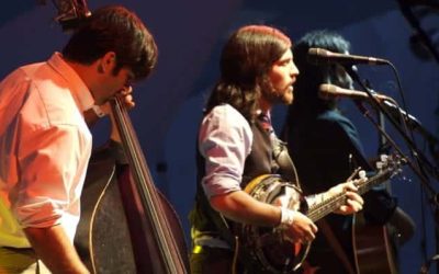 Avett Brothers to Perform Live Drive-In Show in North Carolina