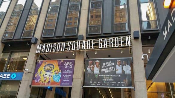 Exterior photo of the entrance of Madison Square Garden in New York