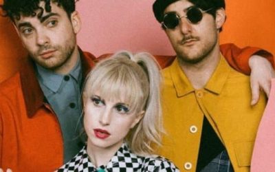 Paramore Encourages Fans To Vote With Registration Drives At Concerts