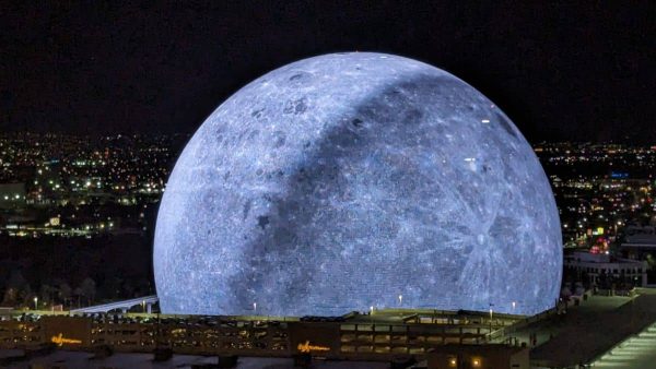 The Sphere at the Venetian Resort, in Paradise, Las Vegas, with the external LED panels illuminated to display the Moon | Photo by Cory Doctorow via Wikimedia Commons