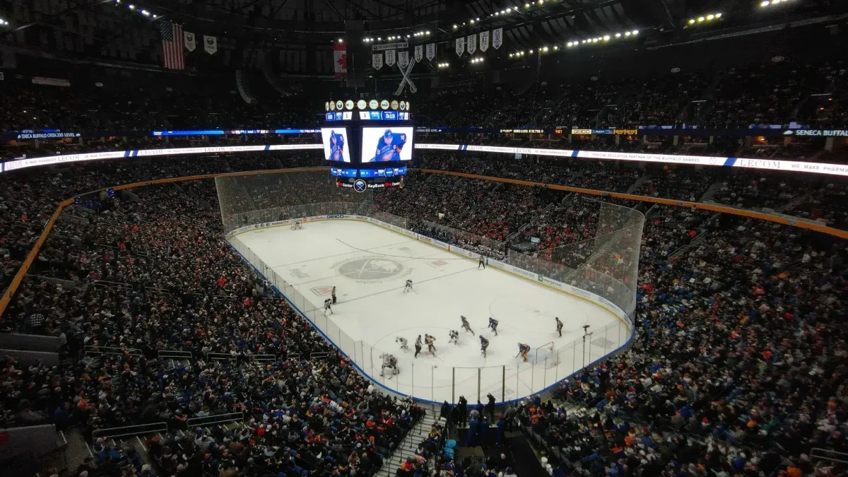 A view of KeyBank Center during a 2023 Oilers vs Sabres game | Photo by Schetm via Wikimedia Commons