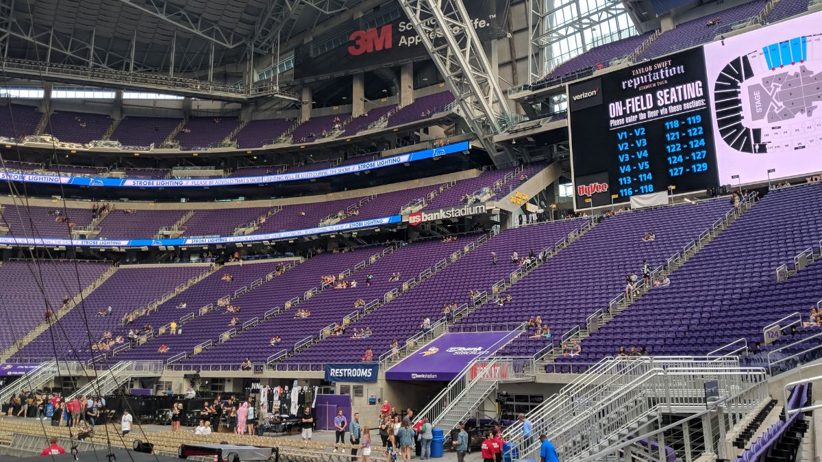 Restricted View Seats: Are The Low Prices Worth The Sacrifice?