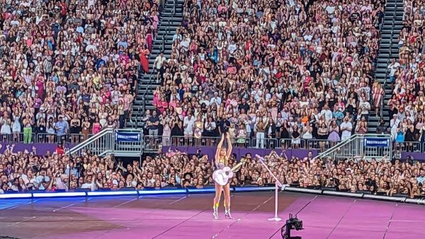 Taylor Swift performing on June 24, 2023 | Photo by Michael Hicks via Wikimedia Commons