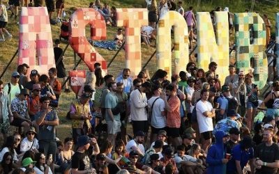 Glastonbury Festival Tickets Sell Out; Fans Grumble Over Glitches