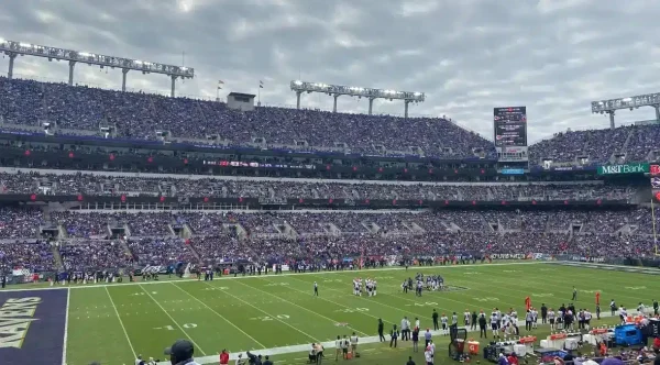 M&T Bank Stadium | Photo by Mrgoggins90 via Wikimedia Commons